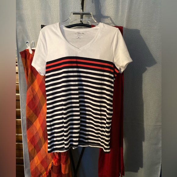 Classic Tee medium red white blue striped - Picture 1 of 2